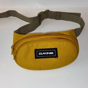Dakine Yellow Waist Pack